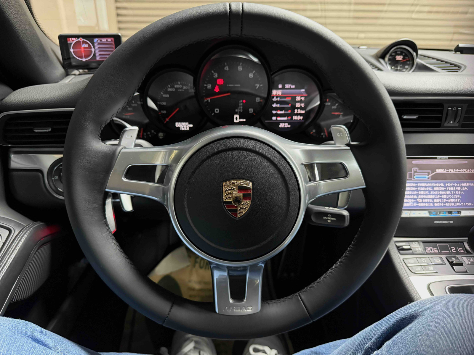 ポルシェ 911 ★ アルカンターラ ステアリング *991後期使用 ポルシェ 911 ☆ アルカンターラ ステアリング *991後期使用 - メルカリ