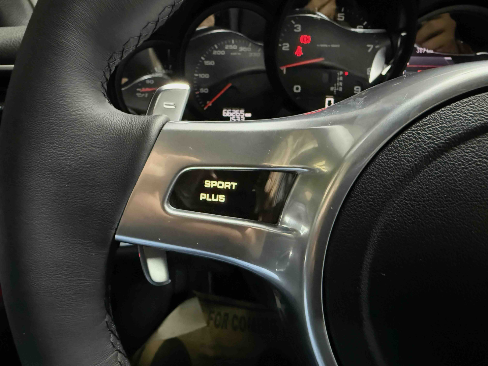 Porsche スポーツステアリング 本体 a136cc49213a73eff0054f6617cdd9